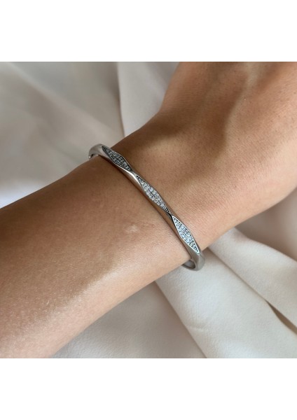 Silver Taşlı Kelepçe fiyatları