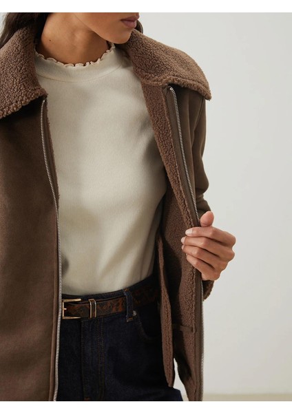 Lcw Modest Gömlek Yaka Oversize Kadın Süet Görünümlü Mont (W5) fırsatları