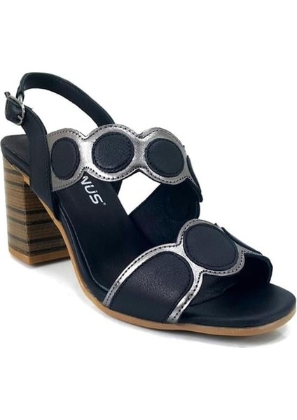 2108513 Günlük Hakiki Deri Bayan Sandalet-Siyah