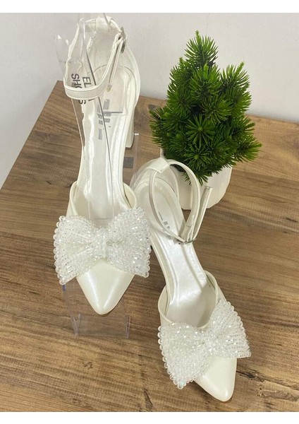 0000050 8 cm Fiyonk Detaylı Yüksek Topuklu Gelin & Abiye Ayakkabısı