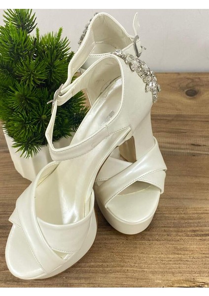 0000048 12 cm Çapraz Bantlı Taşlı Tasarım Yüksek Topuklu Gelin & Abiye Ayakkabısı fiyatları