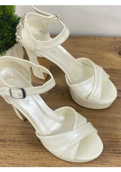 0000048 12 cm Çapraz Bantlı Taşlı Tasarım Yüksek Topuklu Gelin & Abiye Ayakkabısı fırsatları