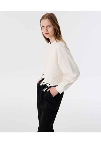 Slogan Nakışlı Crop Sweatshırt TW6250091027018 modelleri