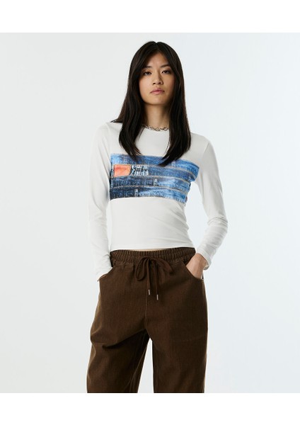 Görsel Baskılı Dar Kesim T-Shırt TW6250070040018