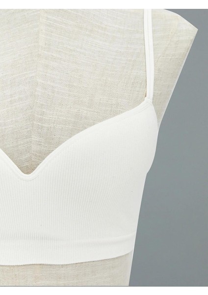 Lcw Dream Balensiz Dolgusuz Düz Tişört Sütyen (W5) modelleri