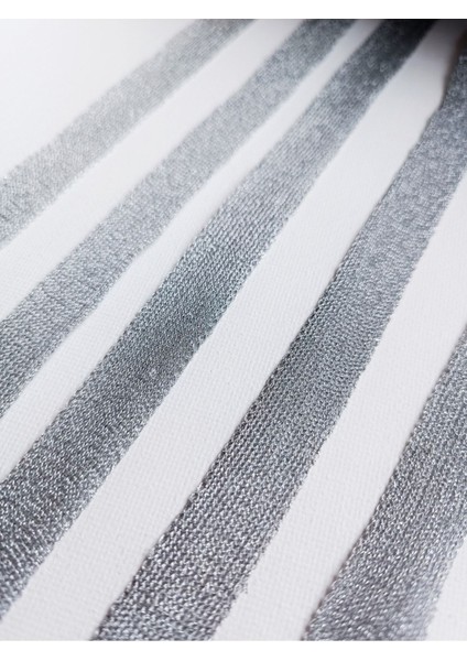 Gümüş Simli Zırh Şerit fırsatları