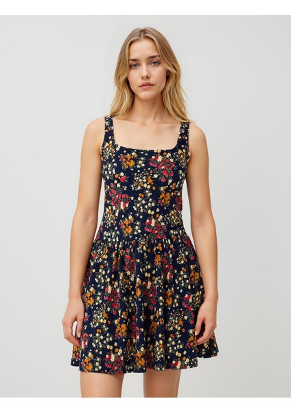 Lacivert Dar Kesim Kare Yaka Örme Elbise