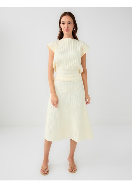 Taş Normal Bel Düz Kesim Midi Triko Etek fiyatları