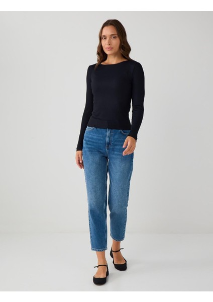 Siyah Dar Kesim Kayık Yaka Örme Bluz fiyatları