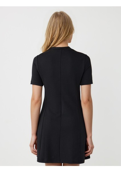 Siyah Bisiklet Yaka Kısa Kollu Örme Mini Elbise indirimleri