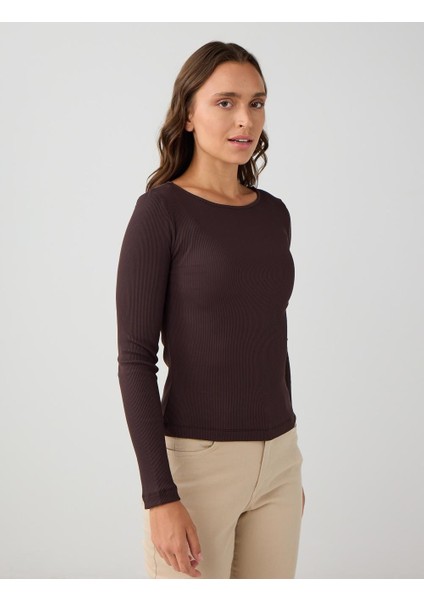 Acı Kahve Dar Kesim Kayık Yaka Örme Bluz fırsatları