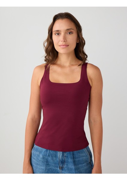 Bordo Dar Kesim Kare Yaka Örme Atlet