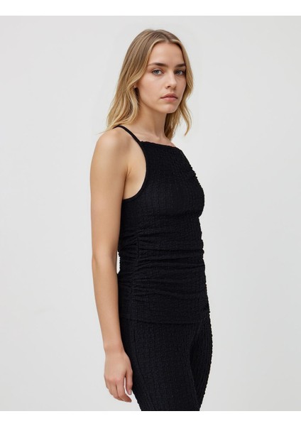 Siyah Dar Kesim Asimetrik Örme Bluz modelleri