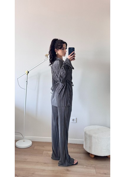 Antrasit Piliseli Kimona Takım fiyatları