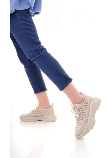 Bej Triko Bağcık Detaylı Kadın Spor Ayakkabı modelleri