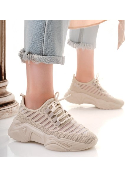 Bej Triko Bağcık Detaylı Kadın Spor Ayakkabı fırsatları