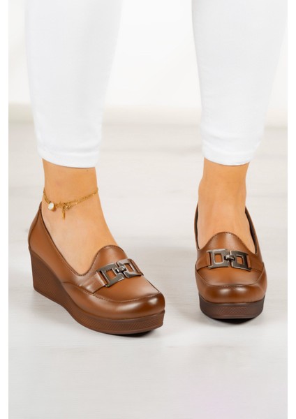 Dafne Taba Hakiki Dana Derisi Tokalı Yuvarlak Burun Dolgu Topuklu Günlük Ayakkabı modelleri