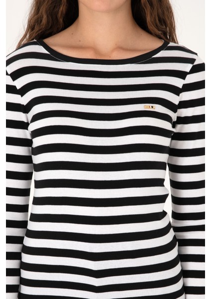 Kadın Siyah Sweatshirt 50314203-VR046