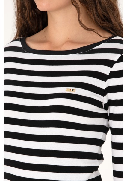 Kadın Siyah Sweatshirt 50314203-VR046