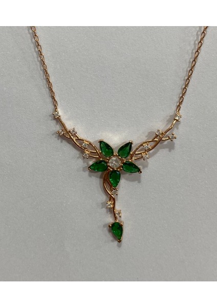 Yeşil Taşlı Lotus Çiçekli Gümüş Şans Kolyesi