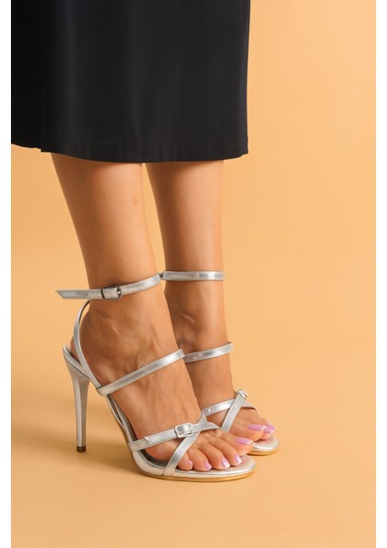 Kadın Gümüş Renk Abiye Ayakkabı Nikah, Düğün, Gelin Ayakkabısı Platform Topuklu Abiye Ayakkabı 12 cm