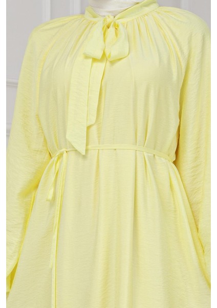 Yakası Bağcıklı Lara Elbise-Sarı fırsatları