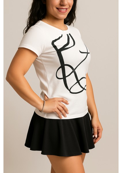 Sade ve Şık T-Shirt fiyatları