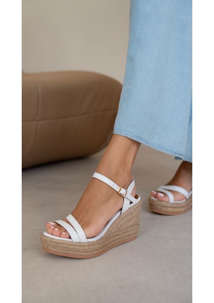 Milano Beyaz Hakiki Deri Sandalet modelleri