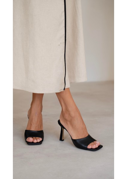 Tammy Siyah Hakiki Deri Terlik modelleri