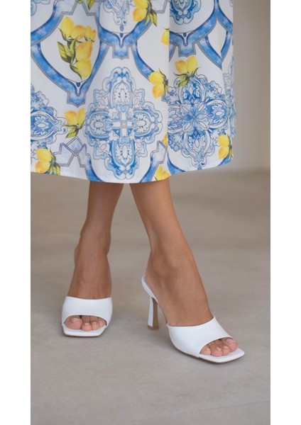 Tammy Beyaz Hakiki Deri Terlik indirimleri