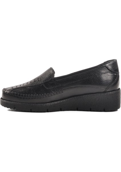 Siyah Hakiki Deri Kadın Günlük Ayakkabı BB096 Z fiyatları