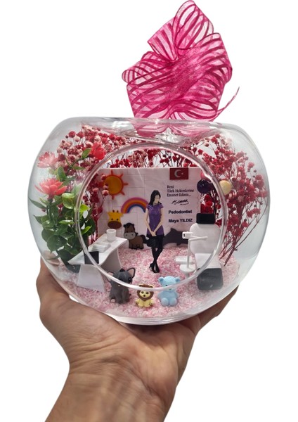 Kişiselleşebilir Çocuk Diş Hekimi Pedodontist Teraryum 3D Arkadaşa Sevgiliye Konsept Hediyelik Lüx fırsatları