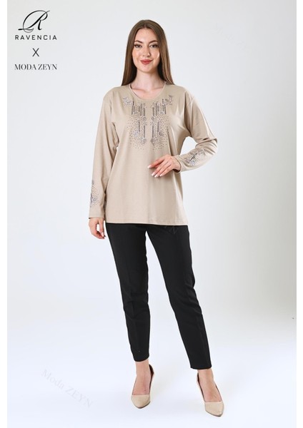 Kadın Orta Yaş ve Üzeri Viskon Damla Yaprak Desen Taşlı Işlemeli Likralı Bej Anne Penye Bluz modelleri