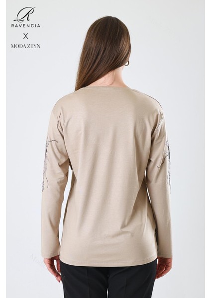 Kadın Orta Yaş ve Üzeri Viskon Çiçek Desen Taşlı Işlemeli Likralı Bej Anne Penye Bluz indirimleri