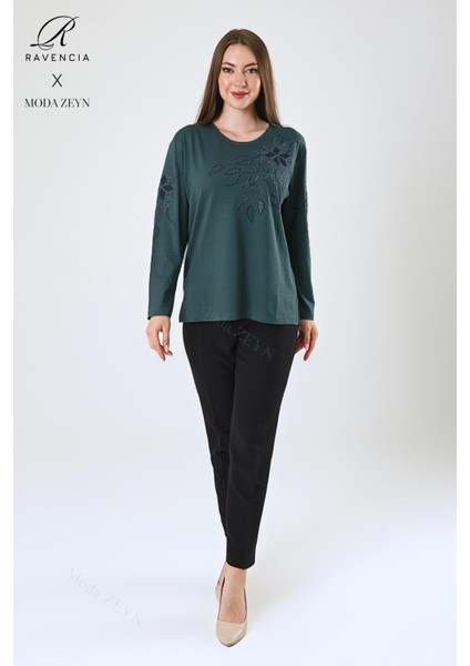 Kadın Orta Yaş ve Üzeri Viskon Çiçek Desen Taşlı Işlemeli Likralı Zümrüt Anne Penye Bluz fiyatları