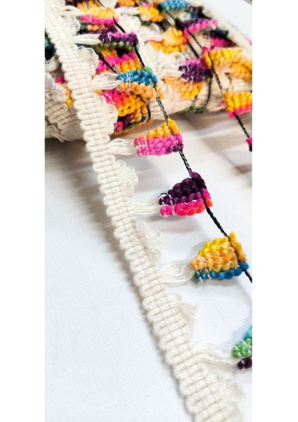 Özel Kenar Pamuk Bukleli Renkli Püskül Saçak modelleri