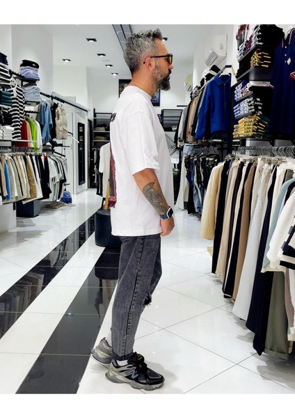 Manques Nakışlı At Figürlü Oversize Erkek T-Shirt fırsatları