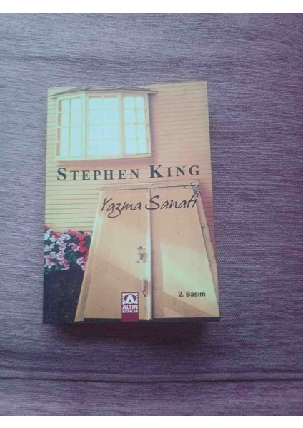 . Yazma Sanatı Stephen Kıng 2007 Basim 300 Sayfa Bazi Sayfalarda Alti Cizili Satirlar Var ve Hafif Sararmalar Harici Cok Temiz Durumdadir