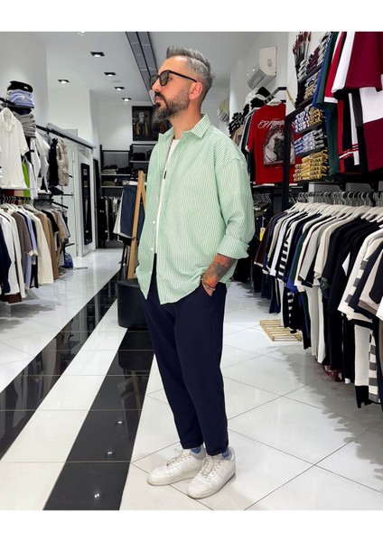 Gofre Kumaş Çizgili Oversize Erkek Gömlek fırsatları