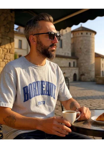 Bordeaux Nakışlı Yıkamalı Oversize Erkek Tişört fırsatları