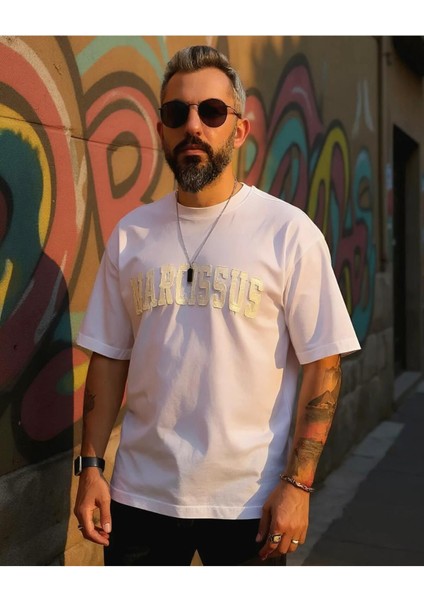 Narcissus Nakış Detaylı Oversize Tişört fiyatları