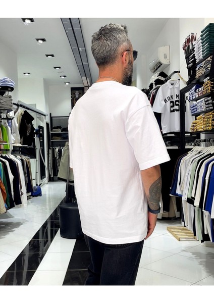 Narcissus Nakış Detaylı Oversize Tişört