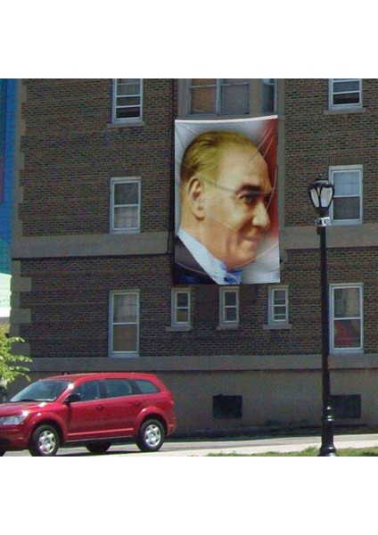 Gülümseyen Mustafa Kemal Atatürk Yan Portre Poster Cephe Bayrağı -3x4,5 Metre