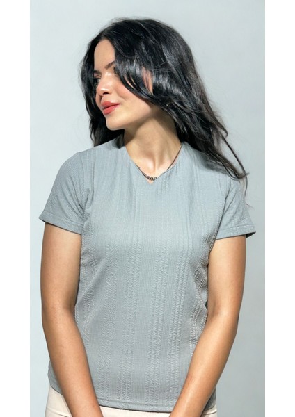 Kadın Kısa Kol Bluz Fitted Kalıp Yakalı Günlük Bluz