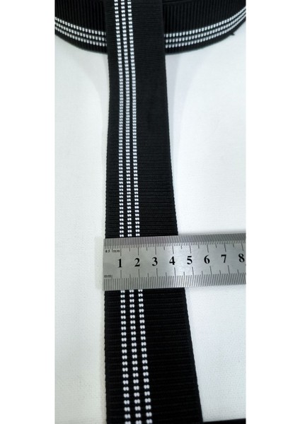 Siyah Beyaz Çizgili Desenli Lastik Şerit fırsatları