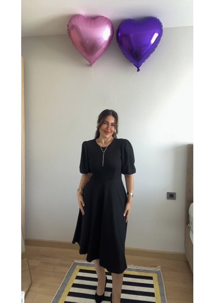 Kadın Kısa Balon Kollu Bisiklet Yaka Kiloş Janjan Krep Elbise