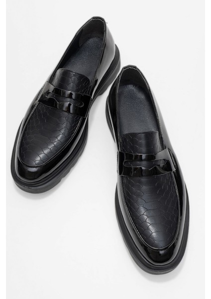 Damatlık ve Takım Elbiseye Uygun Rugan Siyah Klasik Erkek Ayakkabı indirimleri