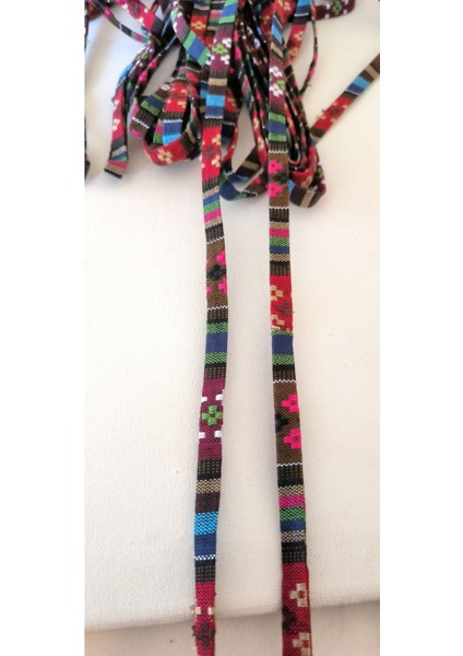 Renkli Anadolu Etnik Şerit indirimleri