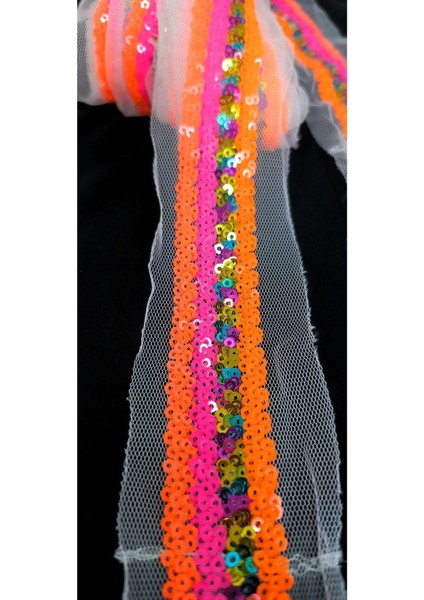 Beyaz Tül Üzerine Neon Turuncu ve Renkli Pul Payet Şerit fiyatları