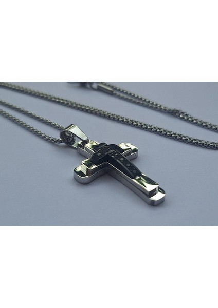 Şıklığın ve Inancın Simgesi Minimal Tasarımlı Siyah Gümüş Renk Haç Kolye fiyatları